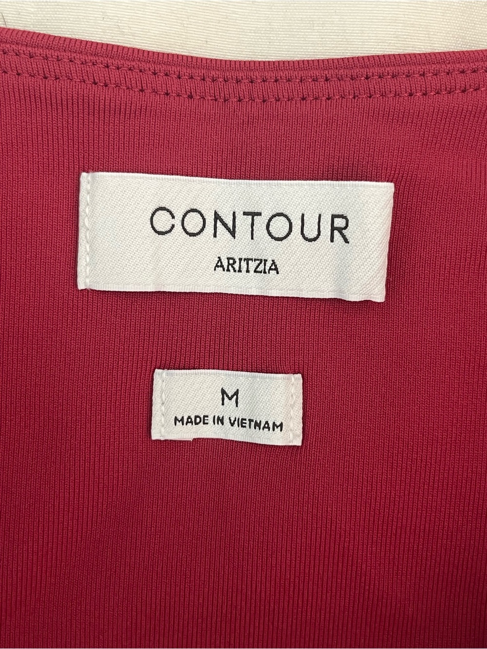 Aritzia Cropped Original Contour Tube Top - Picture 7 of 7